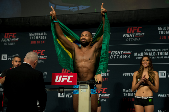 20160617043841_UFC_Fight_Night_Ottawa_Weigh_Ins_23