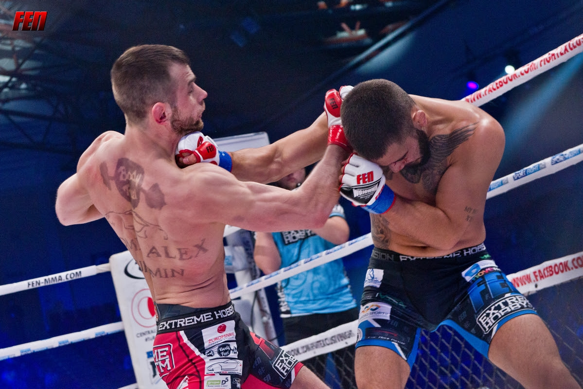Organizacja Fight Exclusive Night rozdała bonusy po gali w Warszawie | MMA ROCKS