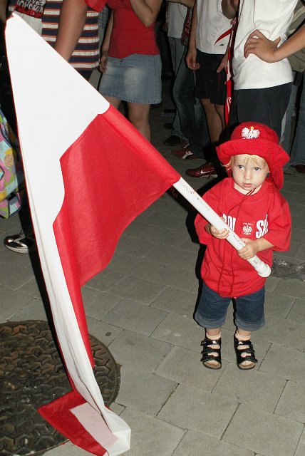 https://www.mmarocks.pl/wp-content/uploads/2009/04/polacy.jpg