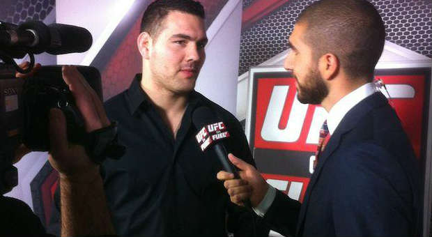 Chris Weidman o odwołaniu walki z Belfortem, doradza Andersonowi zakończenie kariery