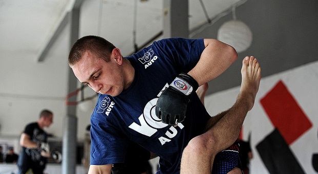 Marcin Lasota vs. Brett Caswell 1 listopada na CWFC 73