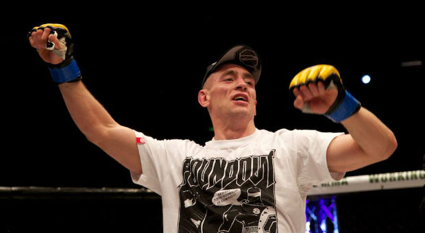 Transmisja gali CW Fight Night 9 na żywo na kanale FightKlub w piątek o 20:00