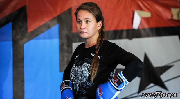 „Wolałabym, żeby KSW zatrudniało perspektywiczne zawodniczki” – wywiad z Karoliną Kowalkiewicz