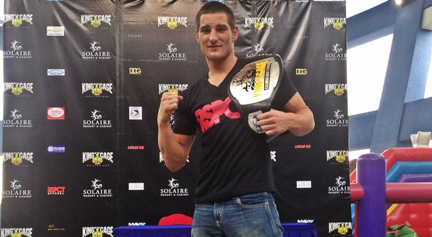 Niepokonani Sean Strickland i Luke Barnatt zmierzą się na Fight Night w Berlinie