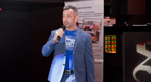 Członek Galerii Sław polskiego MMA Marcin Blicharski podczas gali „Spiż Heraklesy 2013”