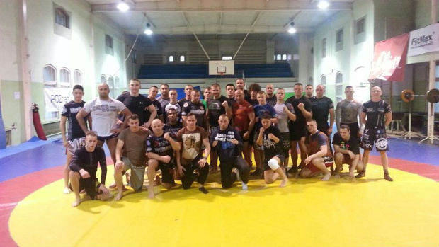 Ankos Zapasy Poznań trzyma kciuki za Joannę Jędrzejczyk!