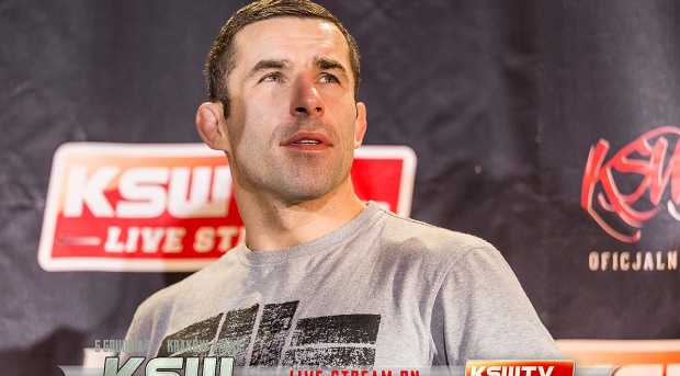 „Z łokciami czy bez i tak sobie poradzę” – Tomasz Drwal przed walką z Mamedem na KSW 29