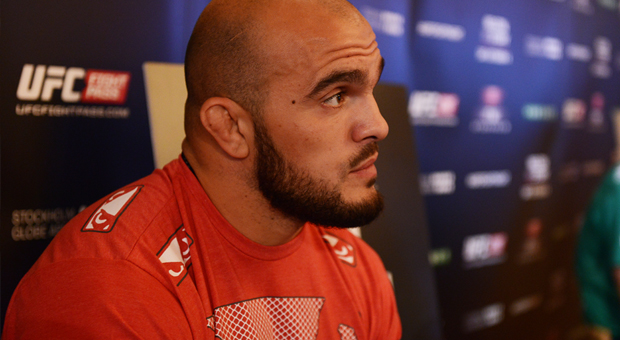 „Błachowicz debiutuje w UFC, ale wcześniej miał dużo walk w mocnym KSW” – Ilir Latifi przed galą w Szwecji
