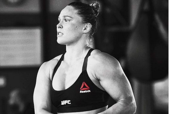 Fotka dnia: Ronda Rousey w formie przed galą UFC 190