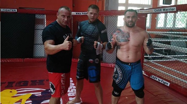 Fotka dnia: Pudzianowski, Omielańczuk i Tybura po wspólnych sparingach