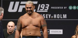 „UFC w dużym stopniu wymusiło na mnie tę walkę” – Hunt o starciu z Overeemem