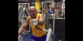 Migawka z intensywnego treningu Andersona Silvy przed UFC 198 (WIDEO)