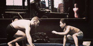 Tweet dnia: Jones obala Cormiera, McGregor kula się dziećmi, Rockhold morduje na sparingach