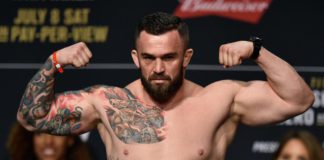 Daniel Omielańczuk przegrywa z Blaydesem na UFC 213