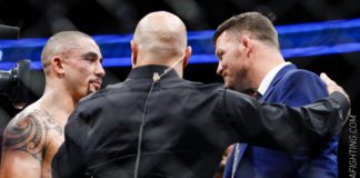 Bisping atakuje Whittakera i rzuca pasem w oktagonie (WIDEO)