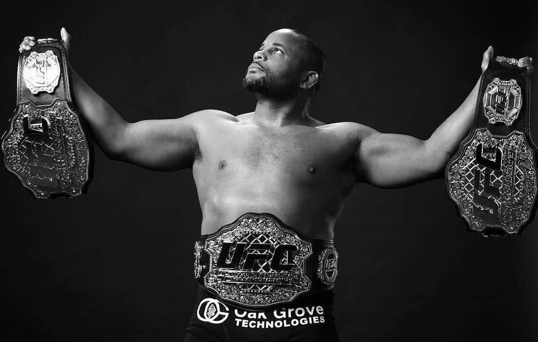 Daniel Cormier powraca na tron kategorii półciężkiej UFC MMAROCKS