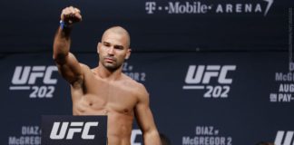 Hu hu, skurw***, nadjeżdża syberyjski pociąg – Artem Lobov