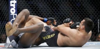 Fabricio Werdum poddaje Walta Harrisa w pierwszej rundzie na UFC 216