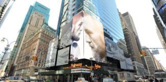 Konferencja prasowa Khabib – McGregor będzie transmitowana na „Mega-Zilli” na Times Square