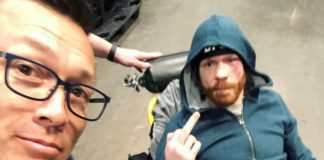 Paul Felder doznał zapadnięcia płuca podczas walki z Jamesem Vickiem na UFC on ESPN 1