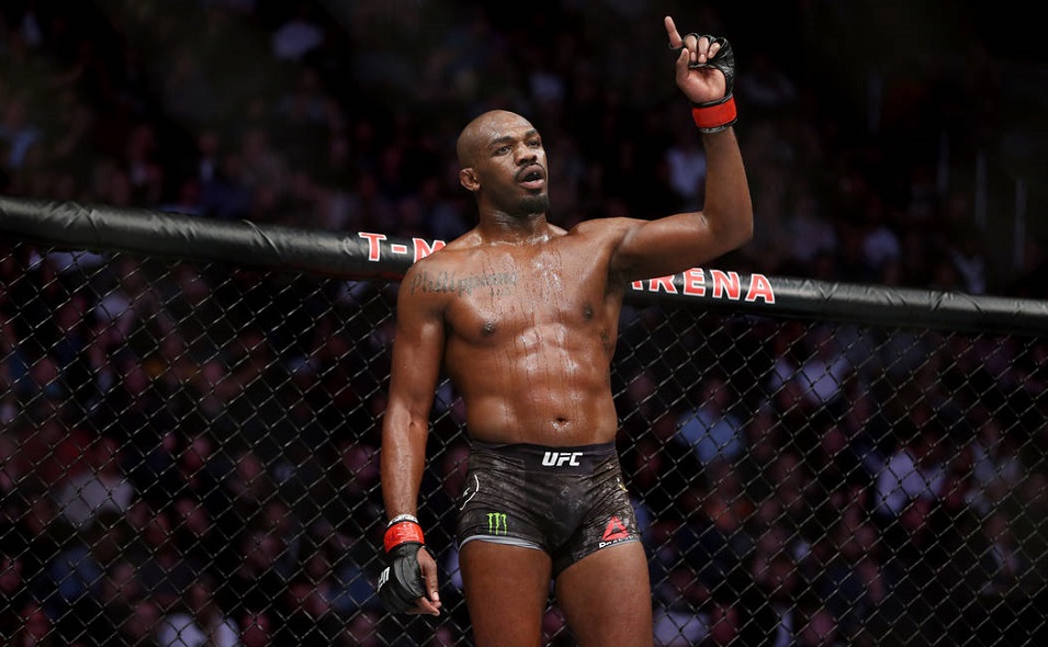Jon Jones ma wiadomość do: Cejudo, Adesanyi, Cormiera oraz dywizji ciężkiej