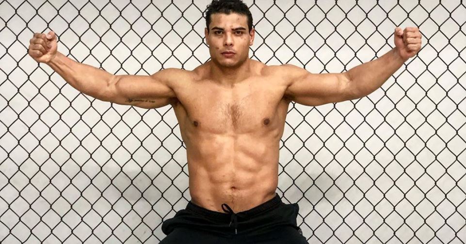 Paulo Costa walka o pas