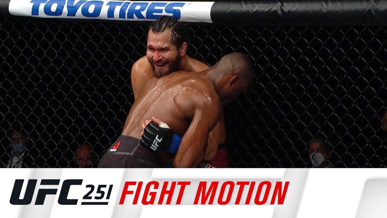 Zobacz najlepsze akcje hitowej gali UFC 251 w zwolnionym tempie | MMAROCKS