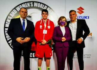 Jakub Straszewski ze srebrnym medalem młodzieżowych mistrzostw świata w boksie