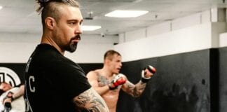 „Zaczynam od nowa jako wolny strzelec” – Dan Hardy o przyszłości w sportach walki dan hardy