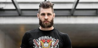 Cejudo: „Są dwa obszary, w których Prochazka powinien się podciągnąć”