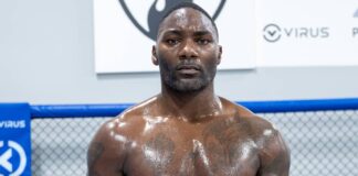 „Będziemy na niego czekać” – szef Bellatora o przyszłości i zdrowiu Johnsona anthony johnson