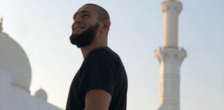 W czterech walkach trafiony tylko DWA RAZY! Rajd rozpędzonego i nieuchwytnego Khamzata Chimaeva trwa