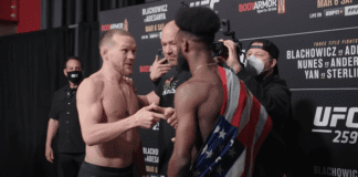 Najlepsze spotkania twarzą w twarz przed walkami w UFC w 2021 roku (WIDEO)