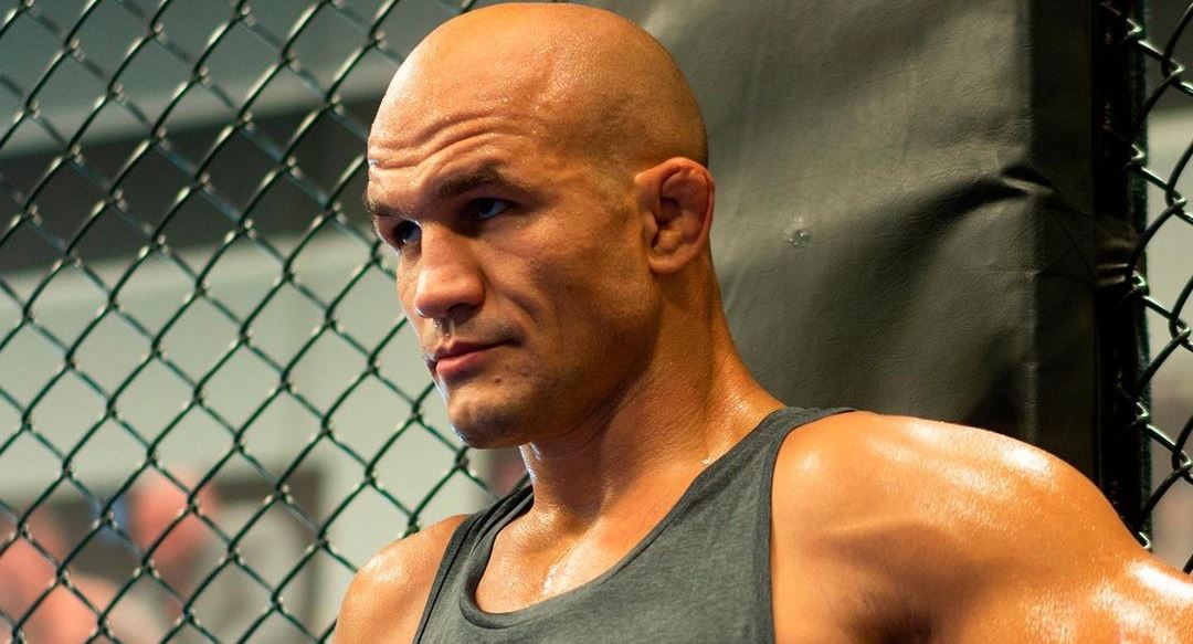 junior dos santos