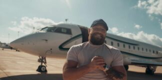 Daniel Cormier wskazał rywala na powrót do klatki Conora McGregora