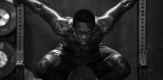 „Israel atakuje jak snajper” – Trener Adesanyi chce zwiększyć jego siłę ciosu israel adesanya