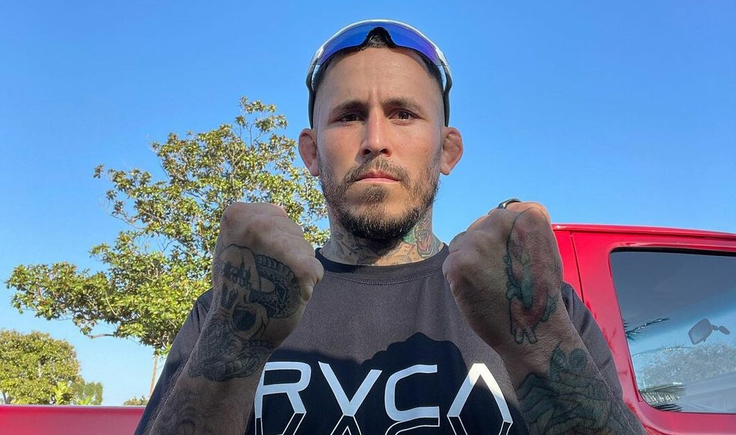 Marlon Vera wskazuje kolejnego rywala po przegranej z Corym Sandhagenem