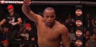 Daniel Cormier wskazuje trzy najlepsze walki UFC w 2023 roku