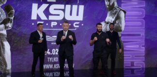 „On też daje z siebie wszystko, jak i ja” – Adamek o walce z Khalidovem