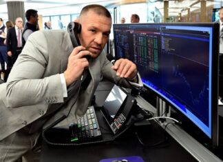 „Negocjuje bezpośrednio z…” Conor McGregor o rozmowach na walkę w Białym Domu